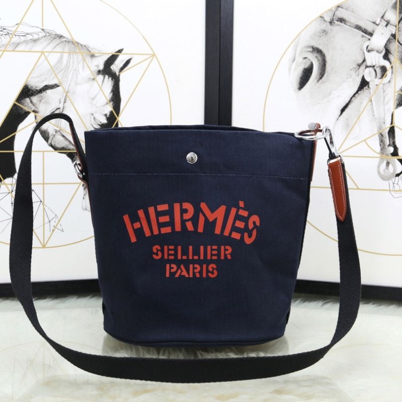 H**mes bucket bags